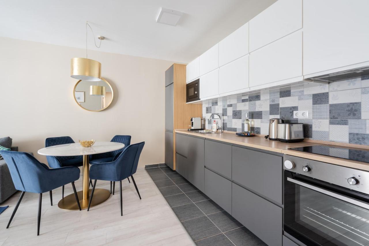 Navy Angel Apartment With Balcony Budapest Extérieur photo
